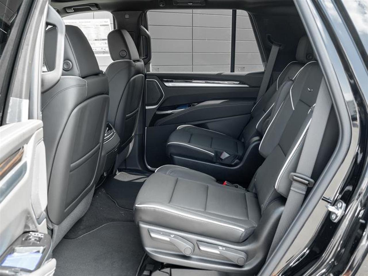2026 Cadillac Escalade LUXURY Photo