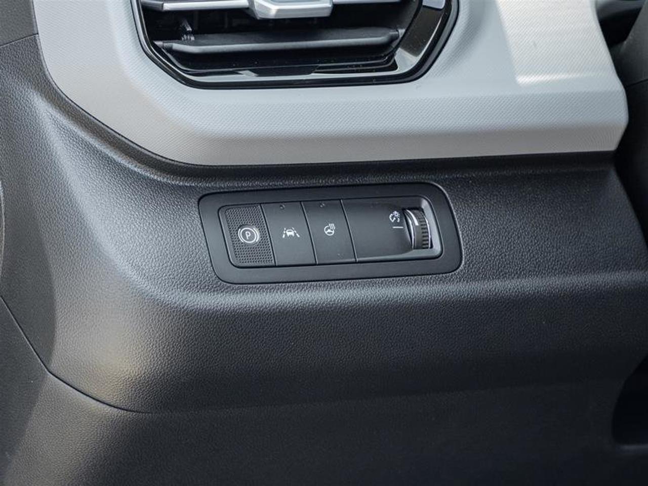 2027 Chevrolet Bolt LT Photo
