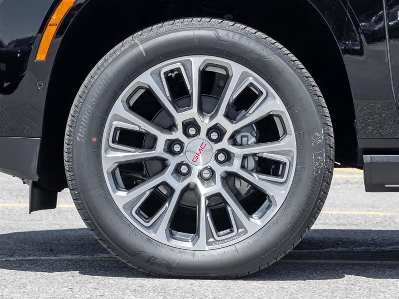 2026 GMC Yukon XL Denali Photo