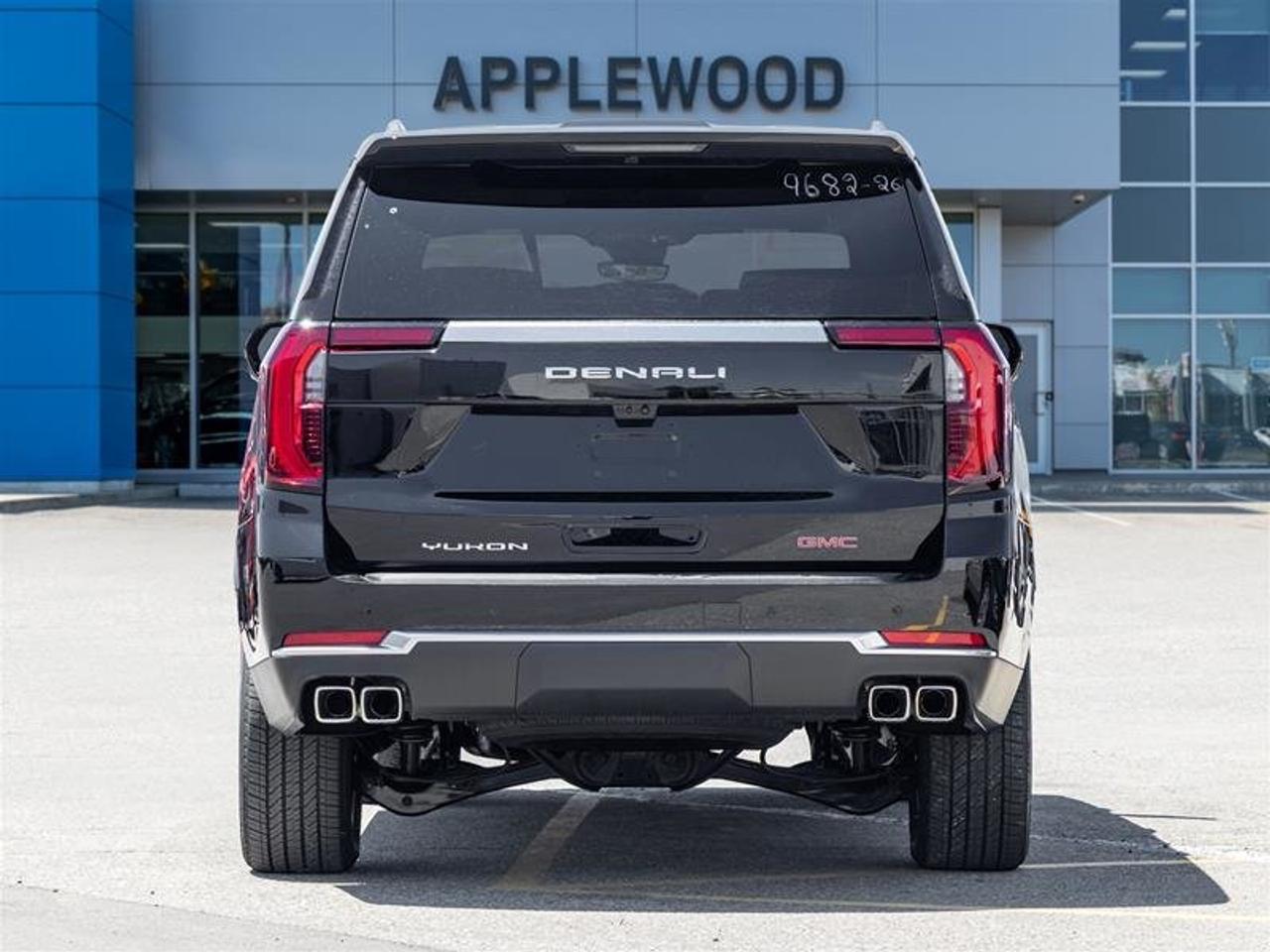 2026 GMC Yukon XL Denali Photo