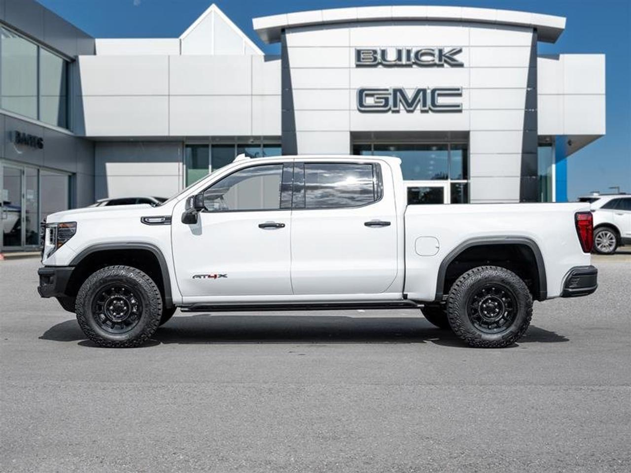 2026 GMC Sierra 1500 AT4X Photo3