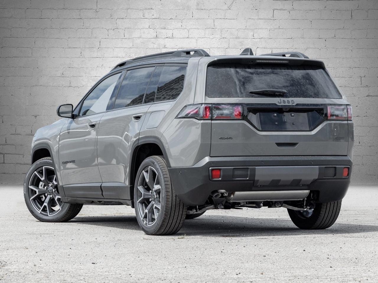 2026 Jeep Cherokee OVERLAND Photo