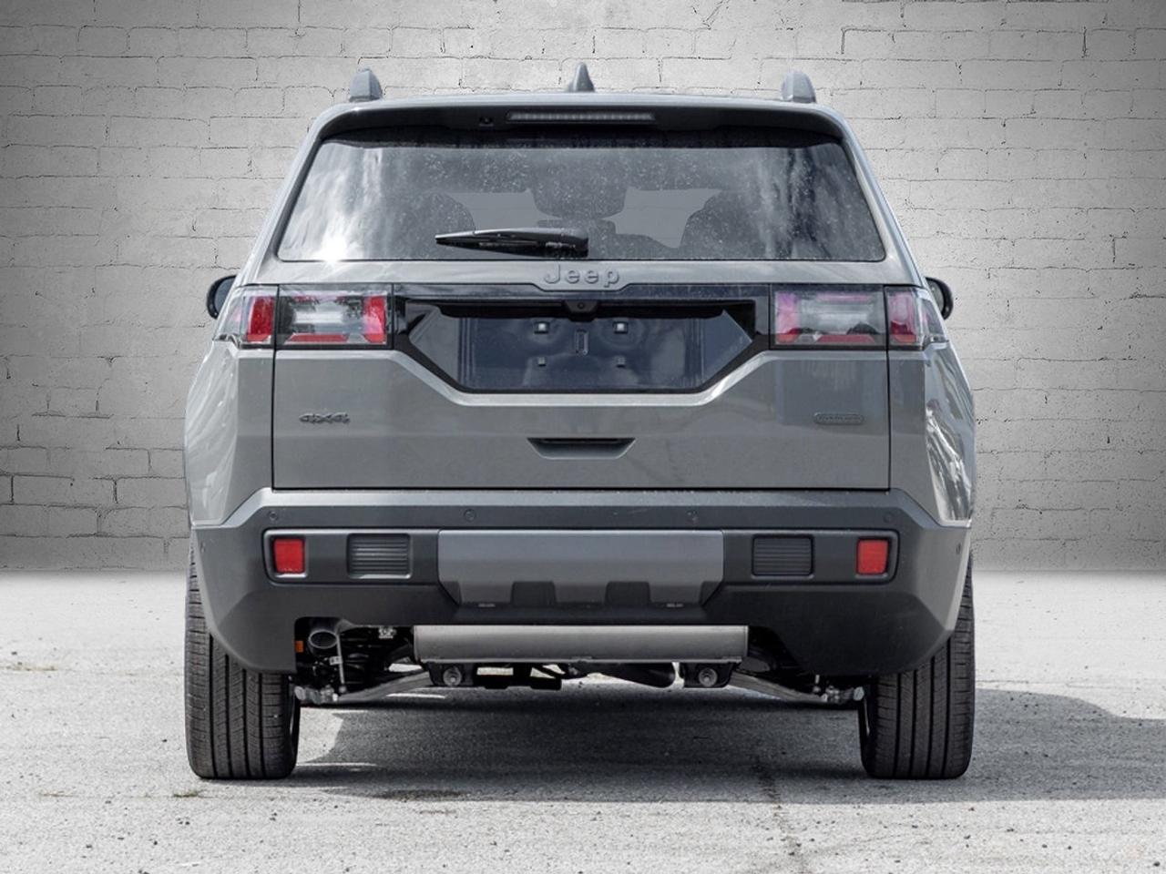 2026 Jeep Cherokee OVERLAND Photo