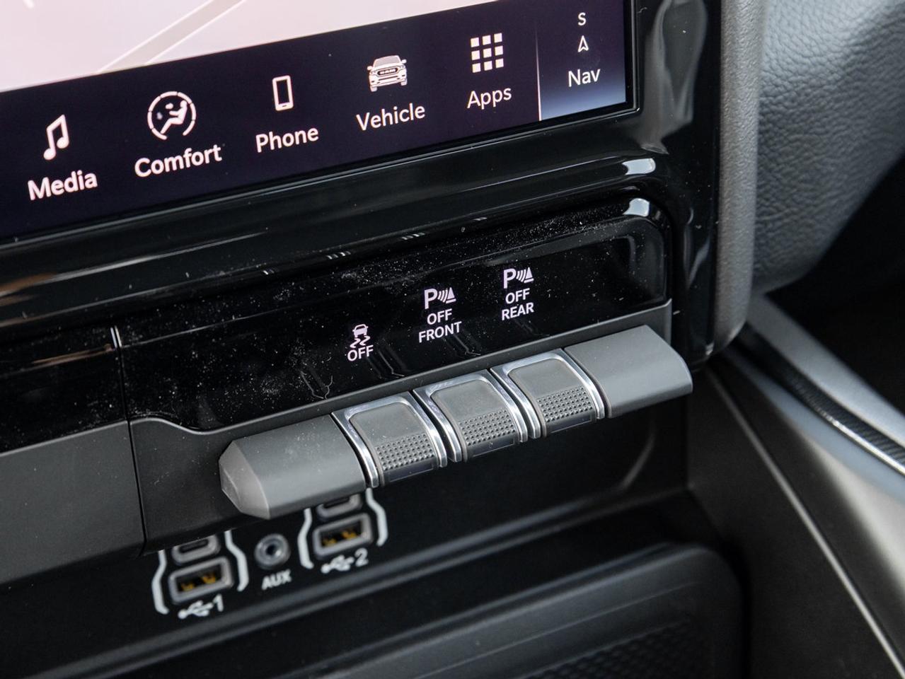 2026 RAM 1500 SPORT Photo