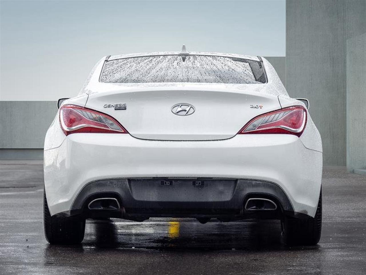 2013 Hyundai Genesis Coupe 2.0T Premium at Photo