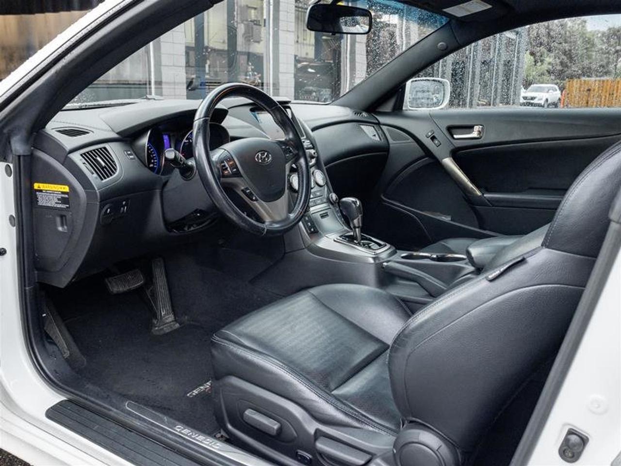 2013 Hyundai Genesis Coupe 2.0T Premium at Photo