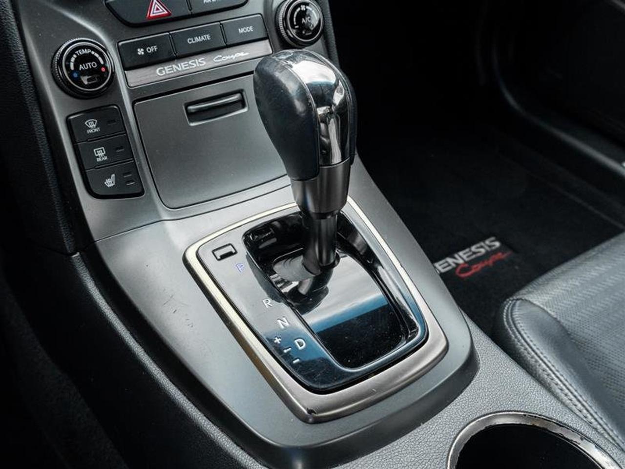 2013 Hyundai Genesis Coupe 2.0T Premium at Photo