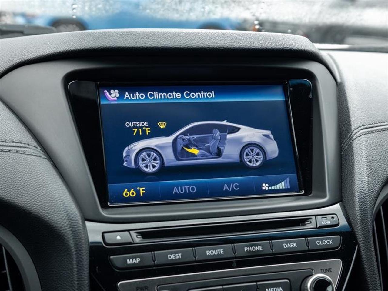 2013 Hyundai Genesis Coupe 2.0T Premium at Photo