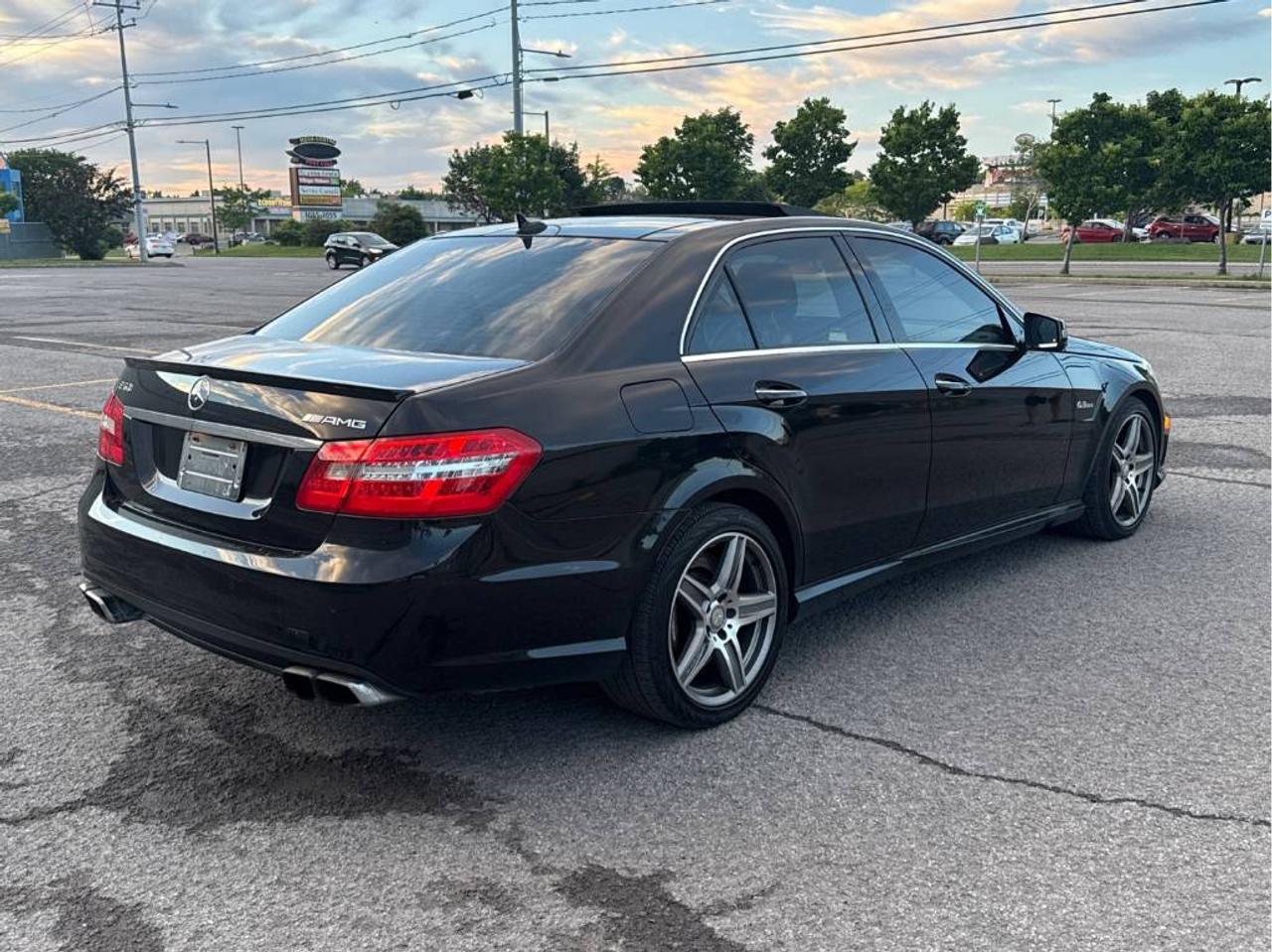 2010 Mercedes-Benz E-Class E 63 AMG Photo4