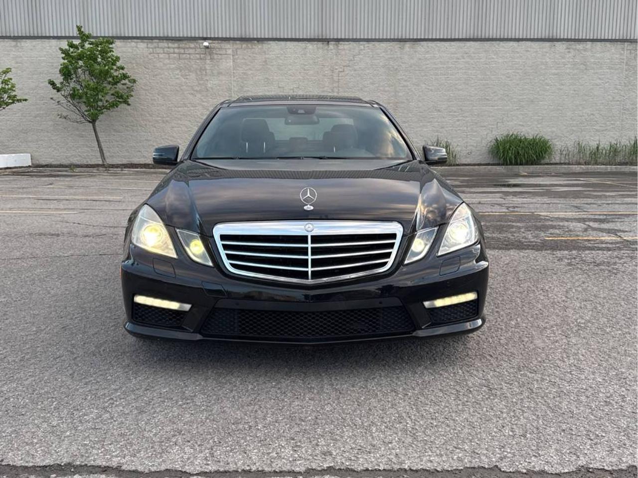 2010 Mercedes-Benz E-Class E 63 AMG Photo1