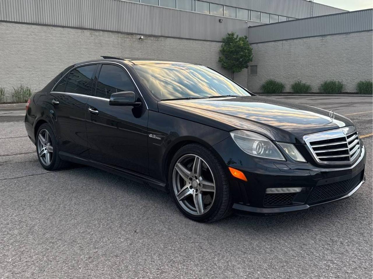 2010 Mercedes-Benz E-Class E 63 AMG Photo2