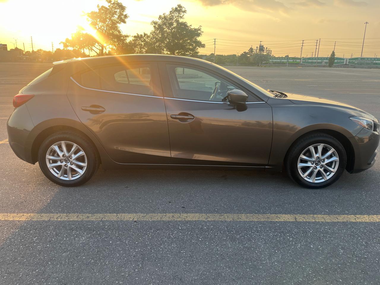 2015 Mazda MAZDA3 4DR HB SPORT AUTO GS Photo3