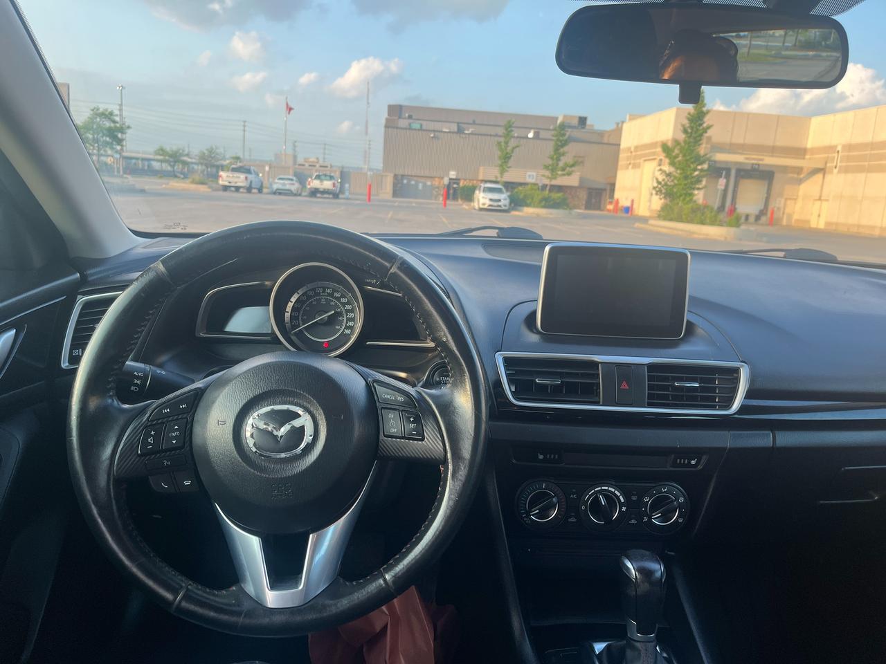 2015 Mazda MAZDA3 4DR HB SPORT AUTO GS Photo