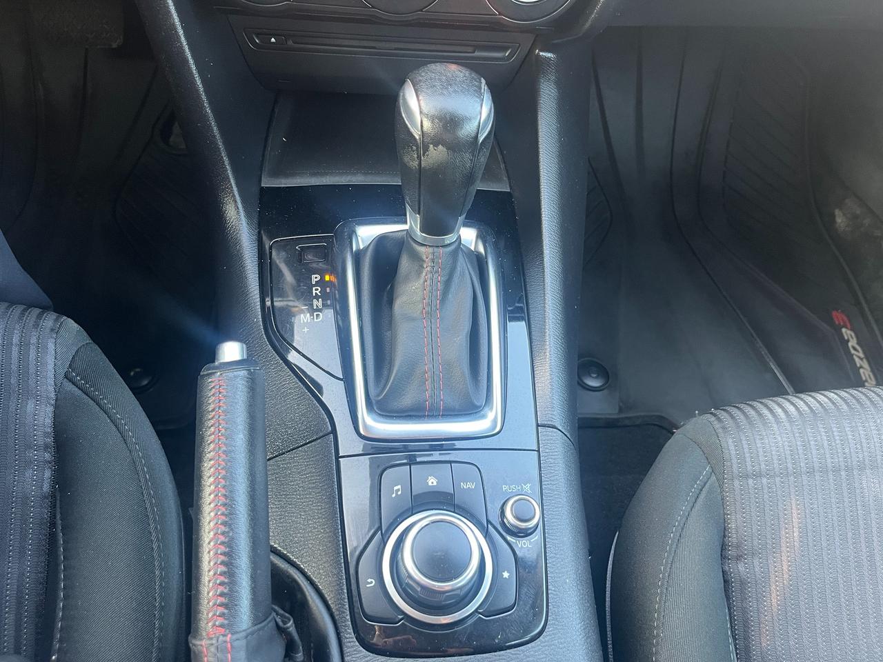 2015 Mazda MAZDA3 4DR HB SPORT AUTO GS Photo