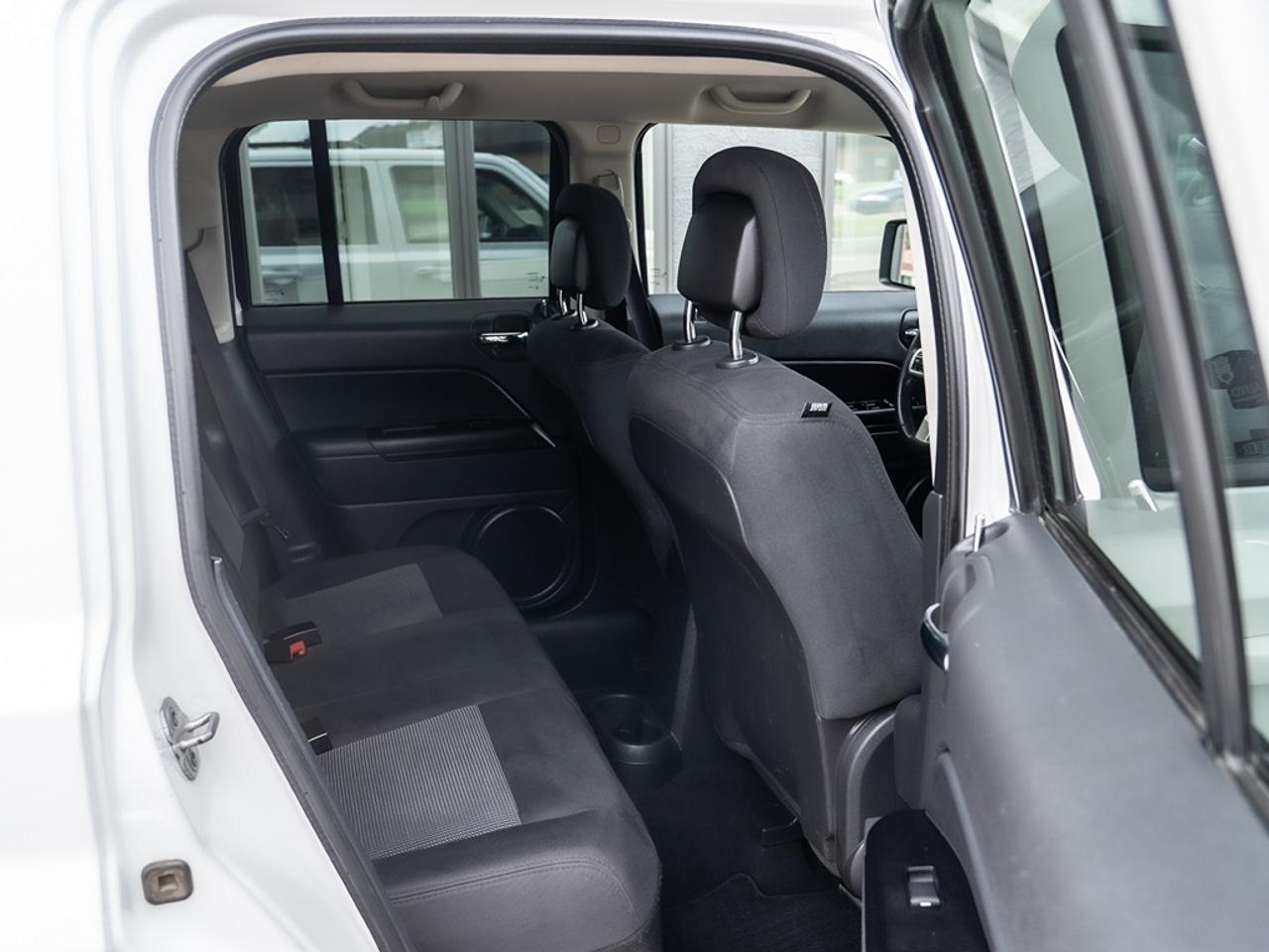 2011 Jeep Patriot 4WD 4dr North Photo16