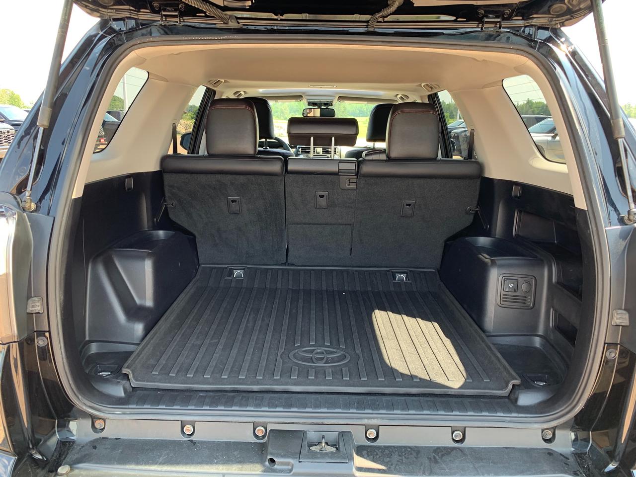 2018 Toyota 4Runner Trd Off Road Photo4