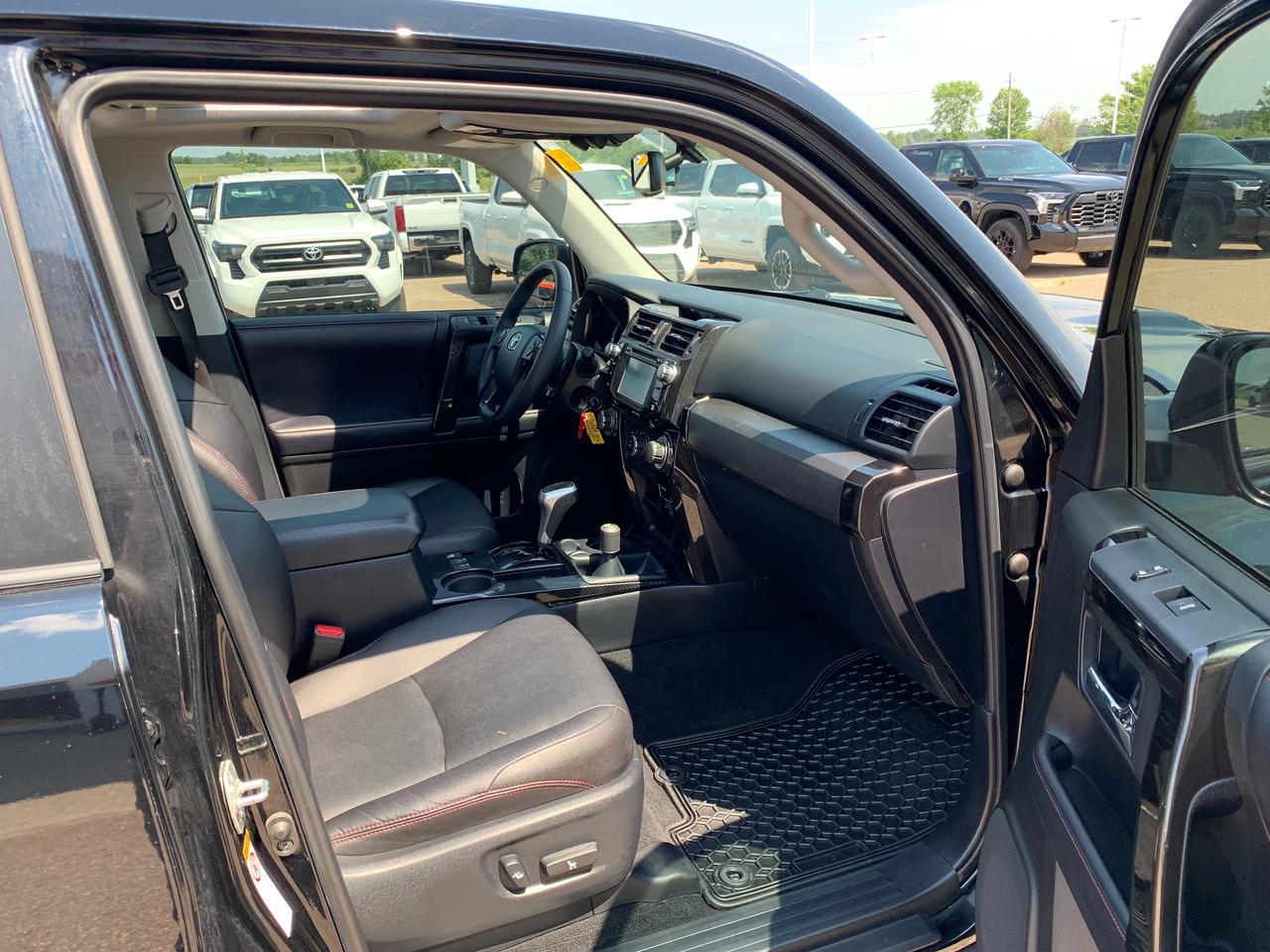 2018 Toyota 4Runner Trd Off Road Photo