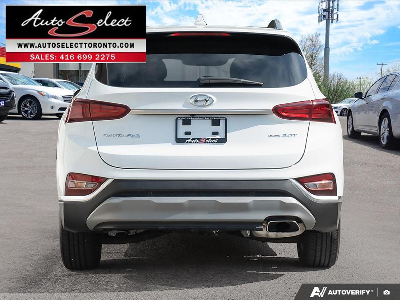 2019 Hyundai Santa Fe Luxury AWD - Leather - Pano Roof - Carplay - Clean Carfax Photo
