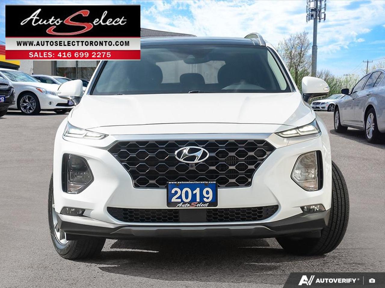 2019 Hyundai Santa Fe Luxury AWD - Leather - Pano Roof - Carplay - Clean Carfax Photo5