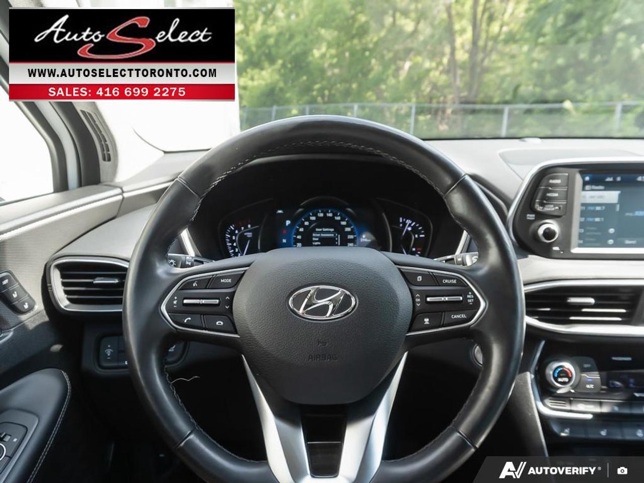 2019 Hyundai Santa Fe Luxury AWD - Leather - Pano Roof - Carplay - Clean Carfax Photo