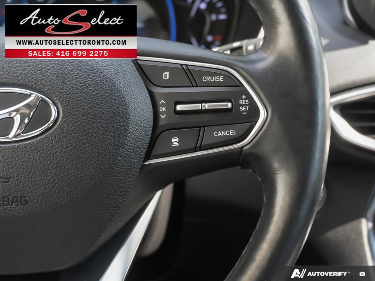 2019 Hyundai Santa Fe Luxury AWD - Leather - Pano Roof - Carplay - Clean Carfax Photo