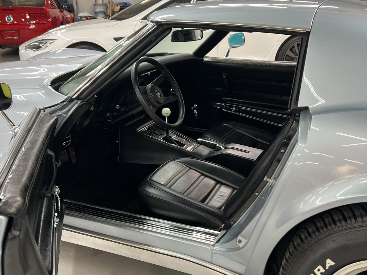 1974 Chevrolet Corvette T-Roof Coupe 4 Speed Manual Photo