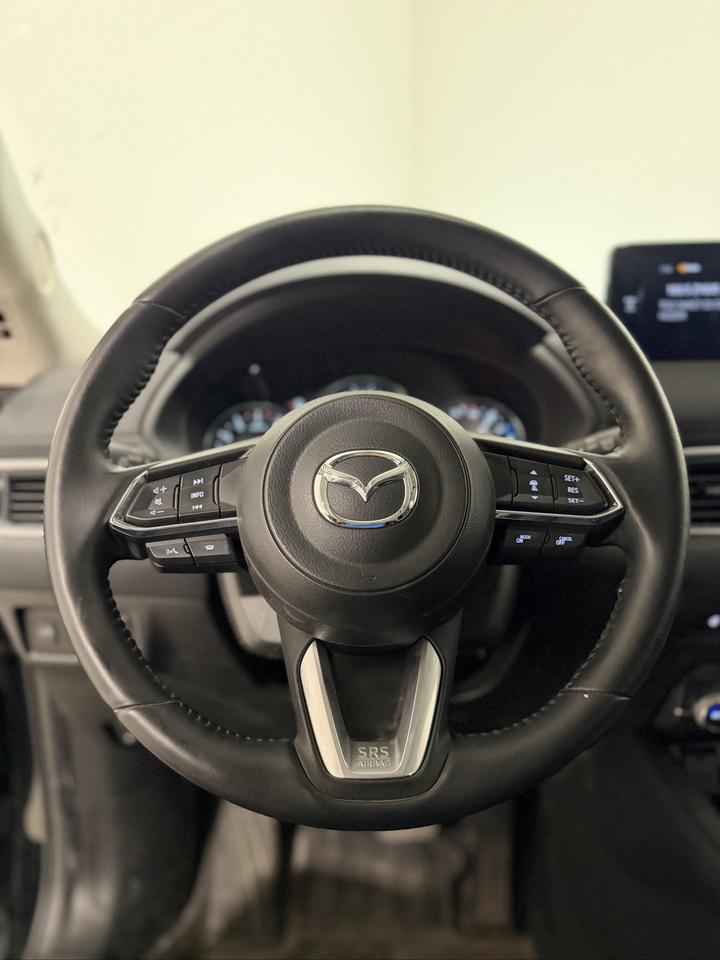 2025 Mazda CX-5 GS AWD | LEATHER INTERIOR | SUNROOF! Photo