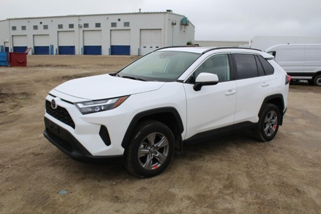 2023 Toyota RAV4 XLE AWD w/Htd cloth, S/R, BUC - Photo #1