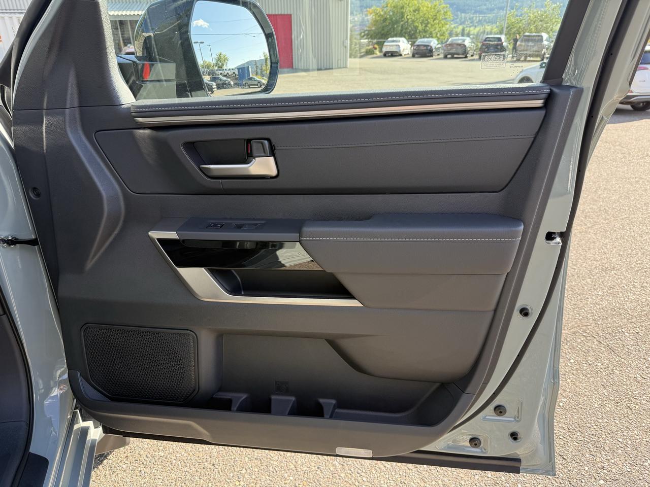 2026 Toyota Tundra Hybrid CrewMax Limited L Nightshade Photo