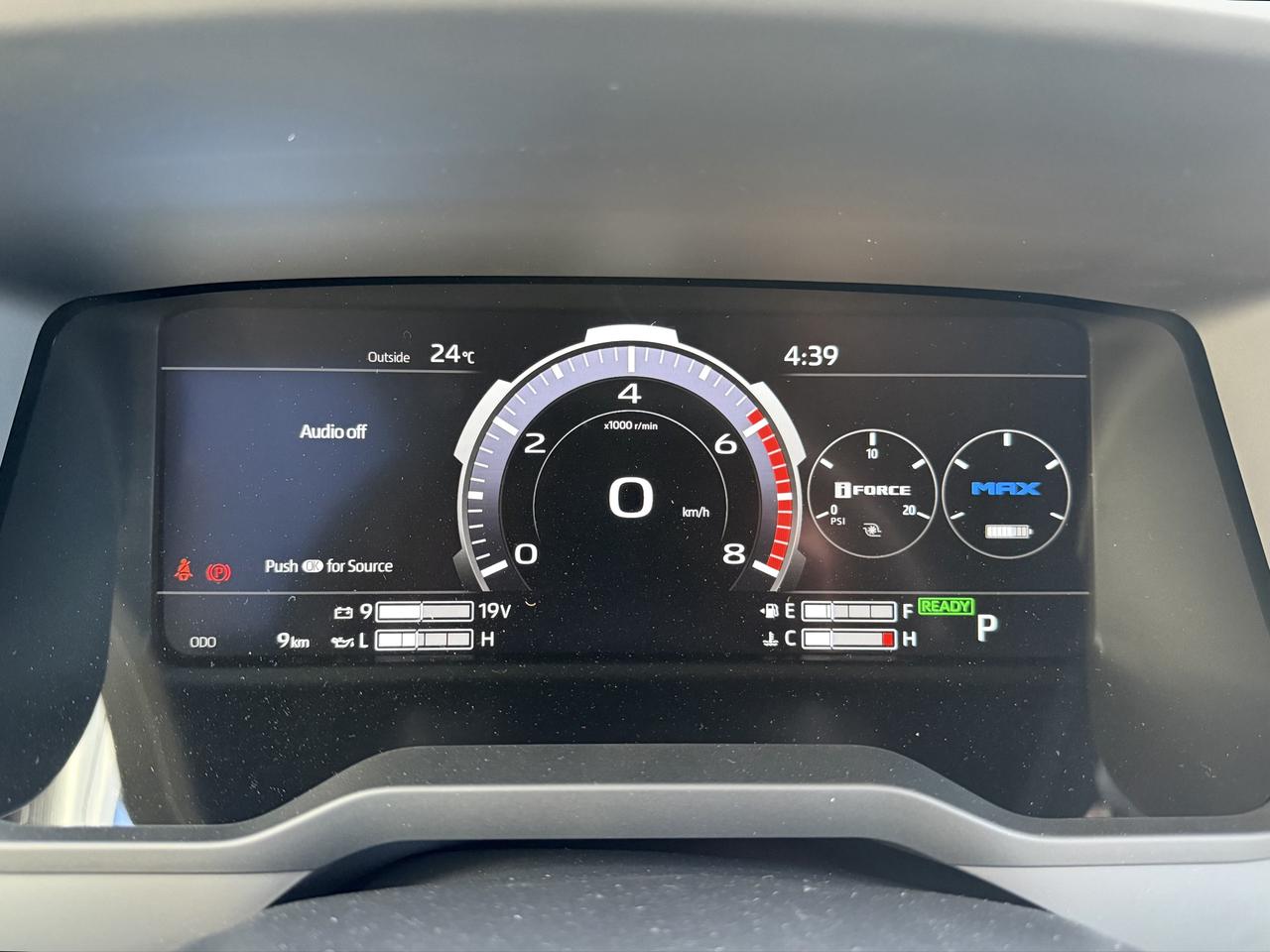 2026 Toyota Tundra Hybrid CrewMax Limited L Nightshade Photo