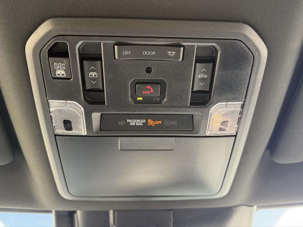 2026 Toyota Tundra Hybrid CrewMax Limited L Nightshade Photo