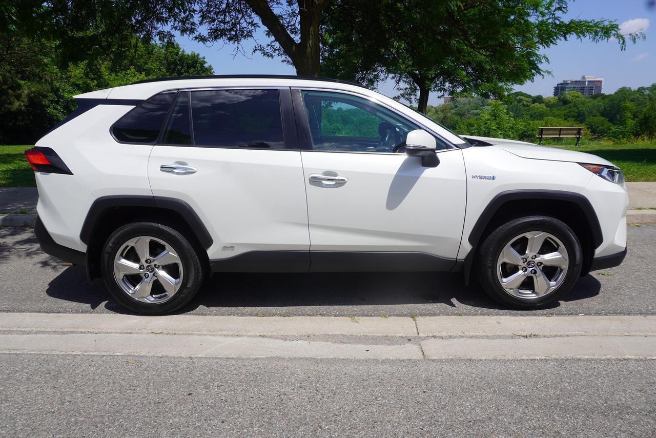 2019 Toyota RAV4 HYBRID / 1 OWNER / NO ACCIDENTS / LIMITED TRIM Photo