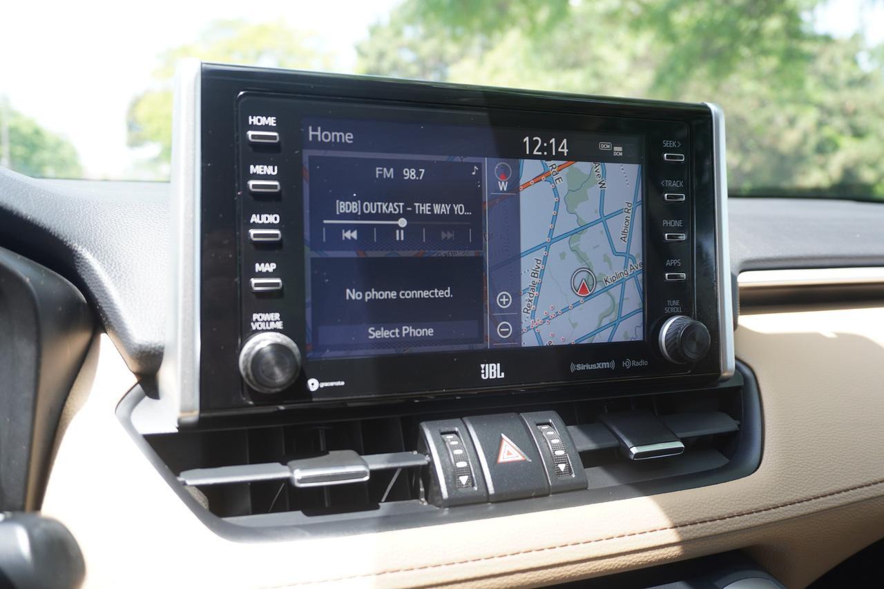 2019 Toyota RAV4 HYBRID / 1 OWNER / NO ACCIDENTS / LIMITED TRIM Photo