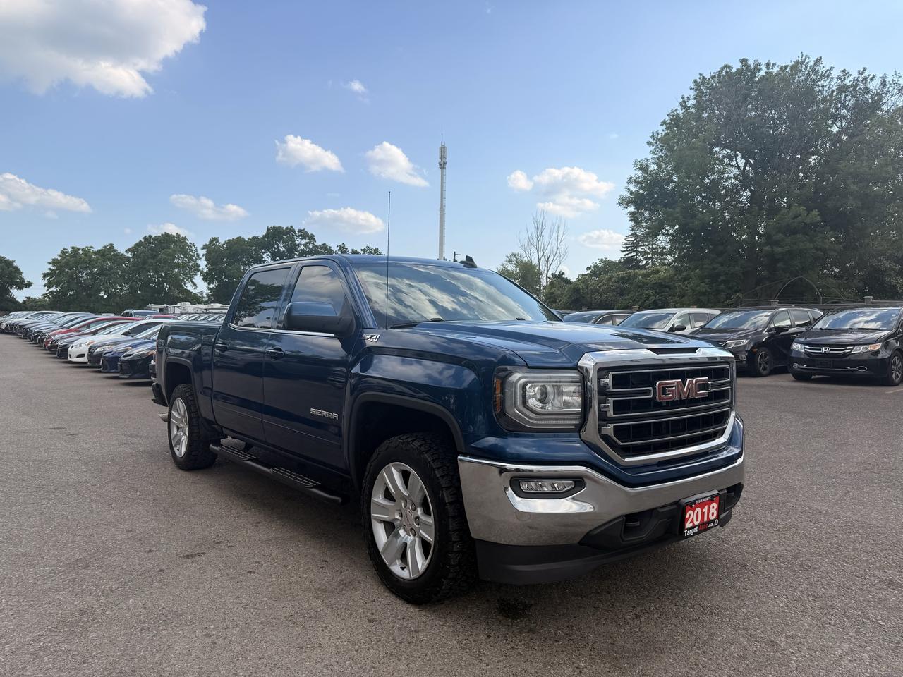 2018 GMC Sierra 1500 SLE | Very Well Maintained - Photo #1
