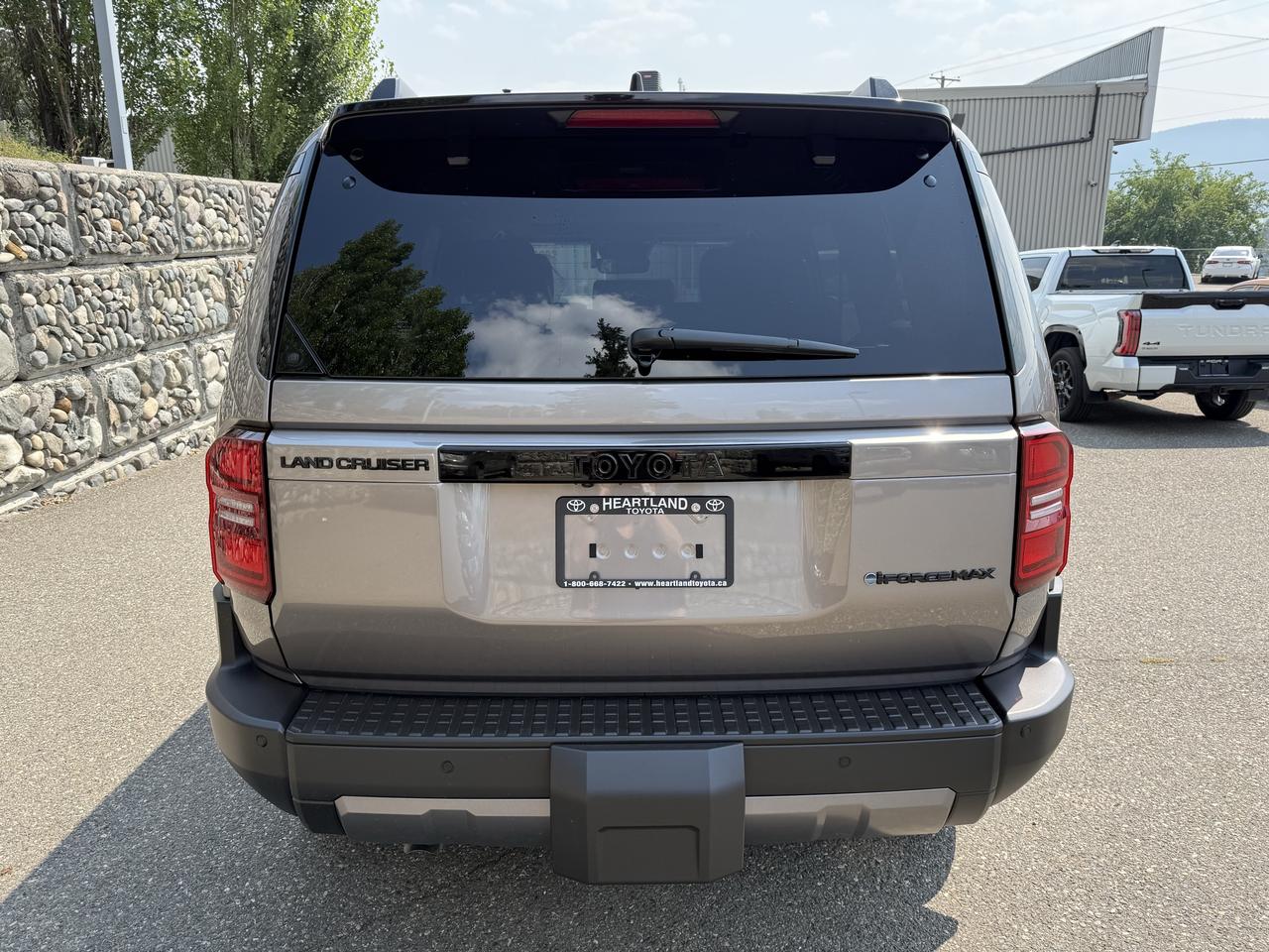 2027 Toyota Land Cruiser  Photo