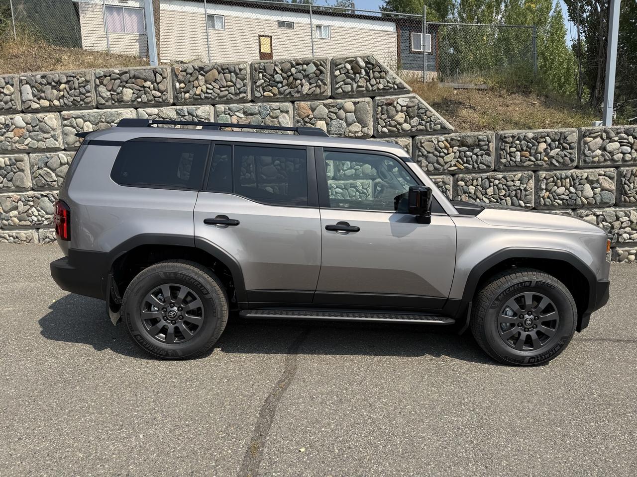 2027 Toyota Land Cruiser  Photo