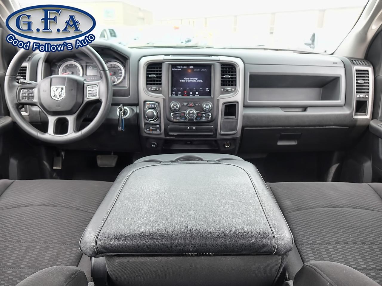 2020 RAM 1500 Classic EXPRESS MODEL, CREW CAB, REARVIEW CAMERA Photo40