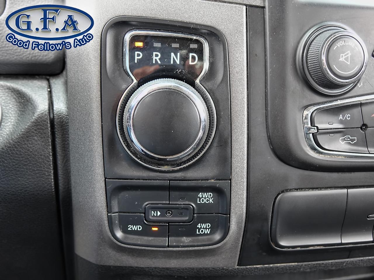 2020 RAM 1500 Classic EXPRESS MODEL, CREW CAB, REARVIEW CAMERA Photo23