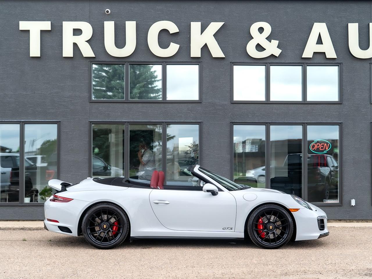 2018 Porsche 911 Carrera GTS CABRIOLET Photo6