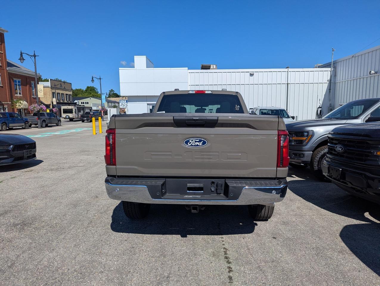 2026 Ford F-150 XLT Supercrew 301A Long Box 4x4 Photo4
