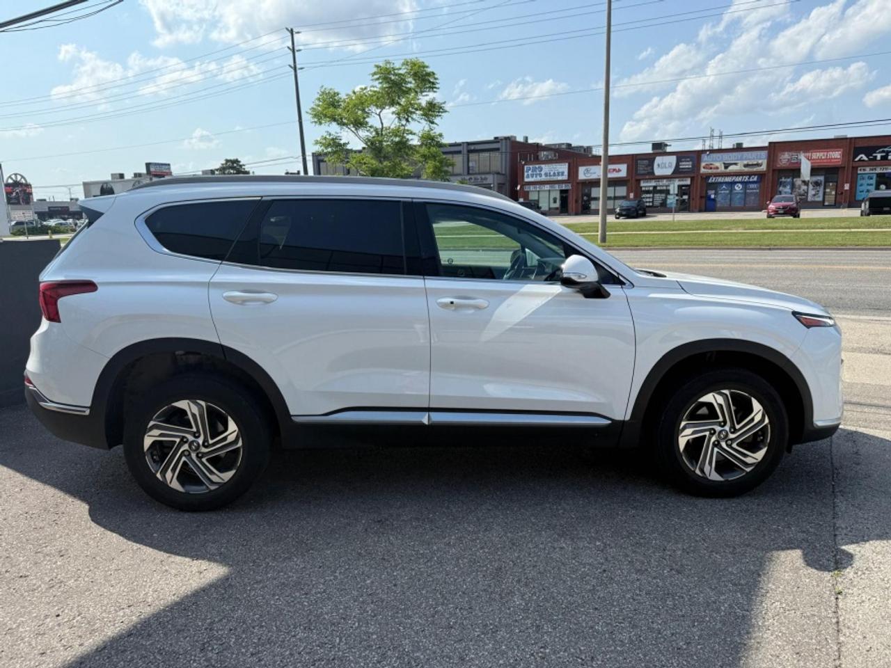 2021 Hyundai Santa Fe PREFERRED AWD/ SUNROOF /LEATHER/ REAR CAMERA - Photo #4