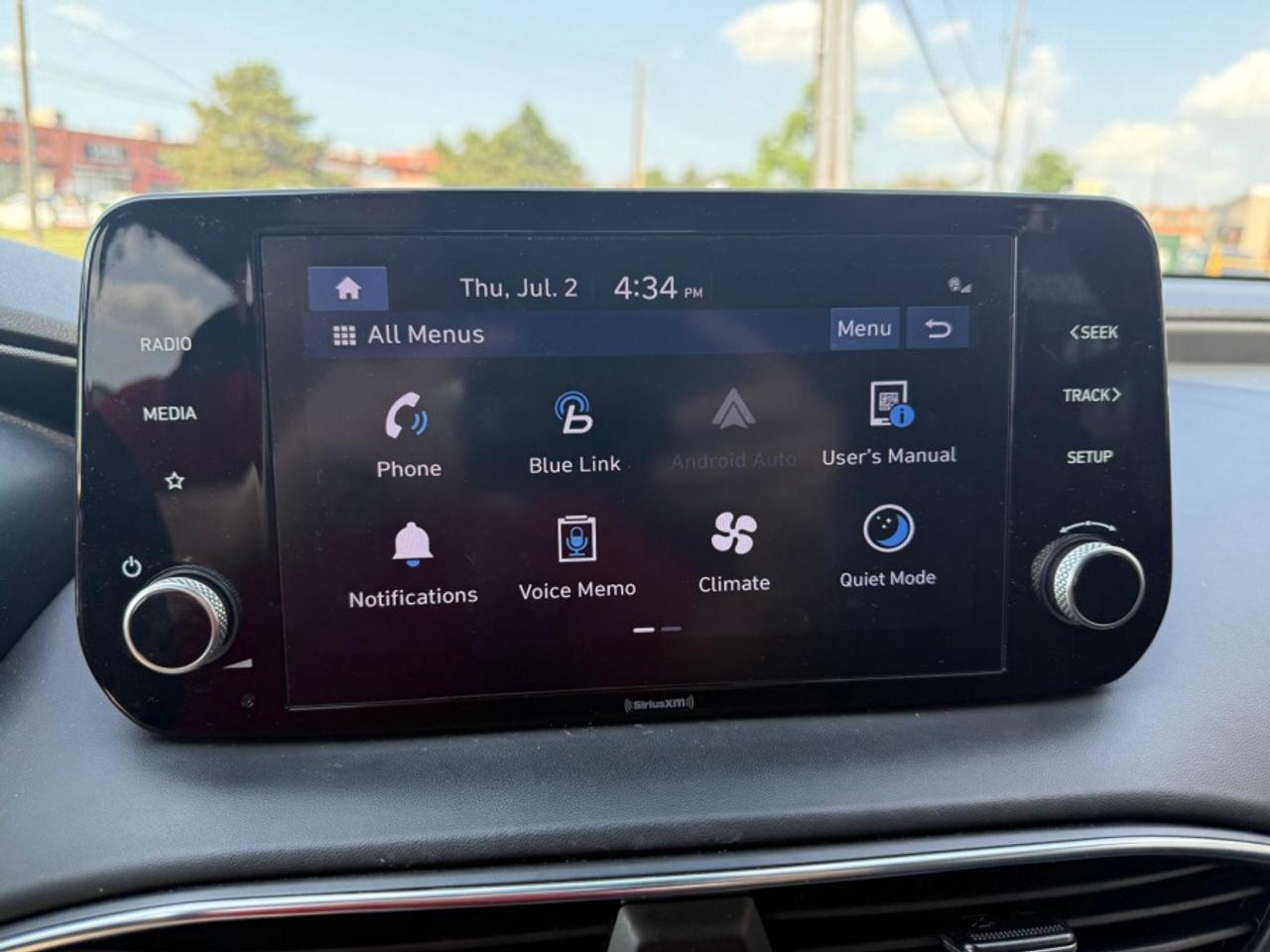 2021 Hyundai Santa Fe PREFERRED AWD/ SUNROOF /LEATHER/ REAR CAMERA Photo