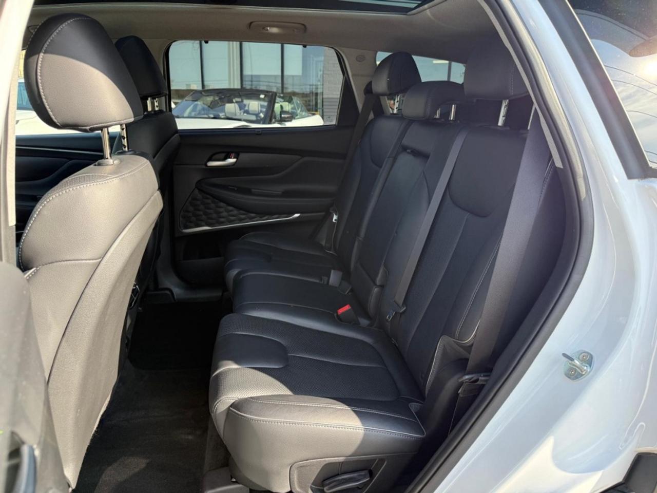 2021 Hyundai Santa Fe SEL PREFERRED AWD/ SUNROOF /LEATHER/ REAR CAMERA Photo