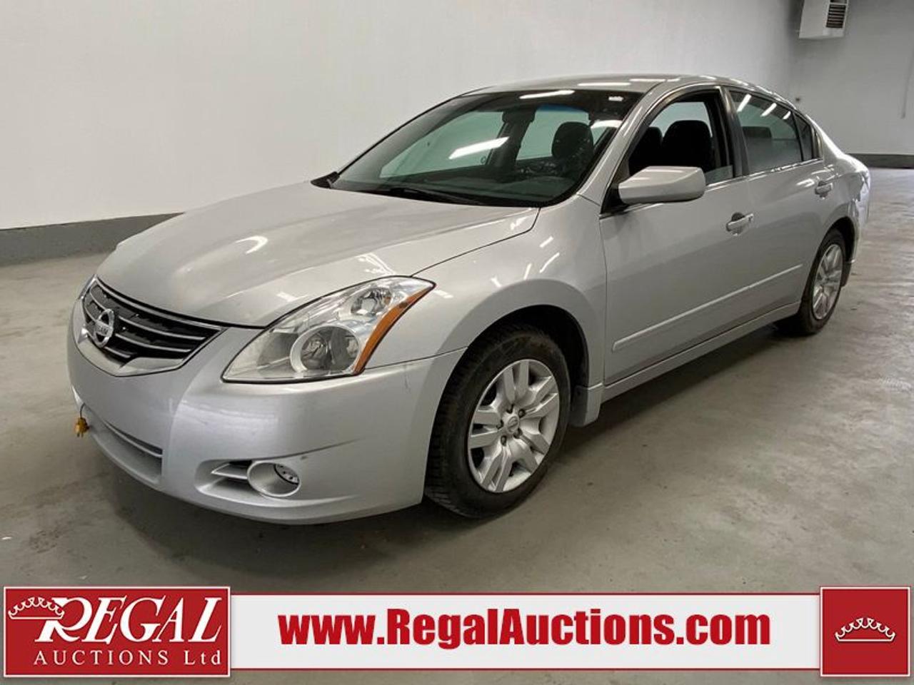 OFFERS WILL NOT BE ACCEPTED BY EMAIL OR PHONE - THIS VEHICLE WILL GO ON TIMED ONLINE AUCTION on Tuesday July 7.<br><br/>VEHICLE DESCRIPTION <br/>Stock #: 42672 <br/>Lot #: 437X <br/>Reserve Price: Unreserved <br/>CarProof Report: Available at www.RegalAuctions.com <br/><br/>IMPORTANT DECLARATION <br/>Hail Damage: Hail Damage. <br/>Unreserved: This vehicle has no reserve price and will sell to the highest bid. <br/>Active Status: This vehicles title is listed as Active Status. <br/> Live Online Bidding: This vehicle will be available for bidding over the internet, visit www.RegalAuctions.com to register. <br/> <br/>The simple solution to selling your car or truck. Bring your clean vehicle in with your Drivers License and current Registration and well put it on the auction block at our next sale.<br/><br/>www.RegalAuctions.com