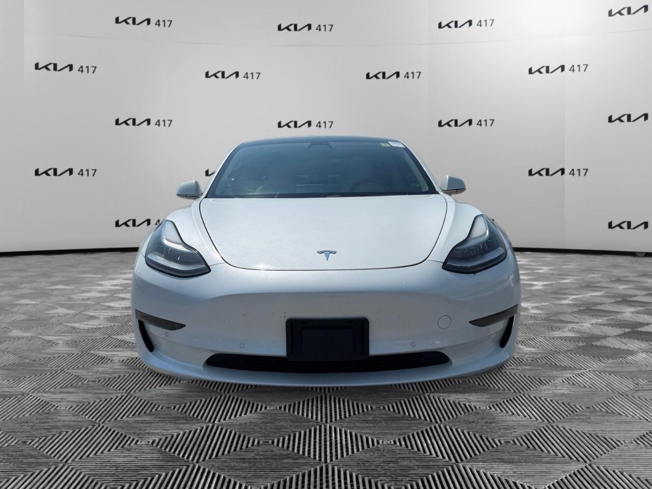 2019 Tesla Model 3 Long Range AWD Photo