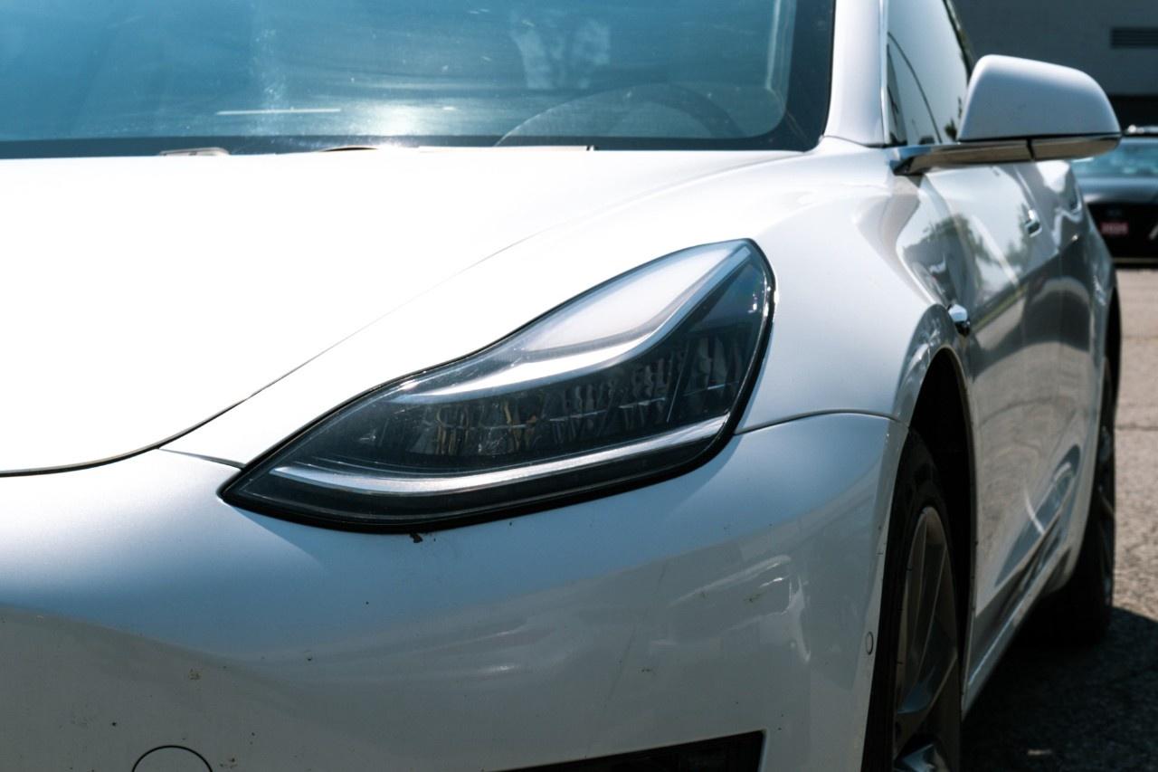 2019 Tesla Model 3 Long Range AWD Photo