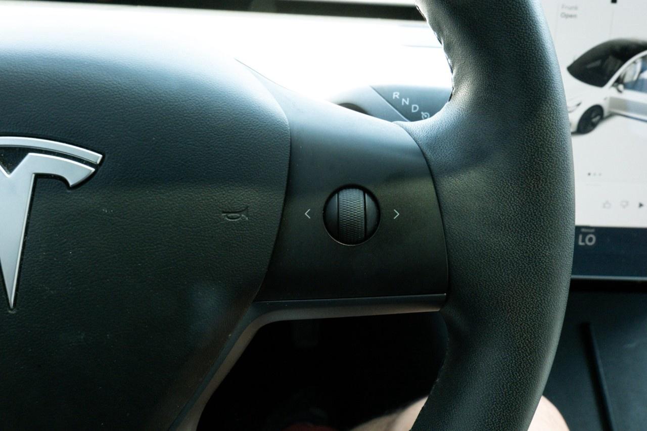 2019 Tesla Model 3 Long Range AWD Photo