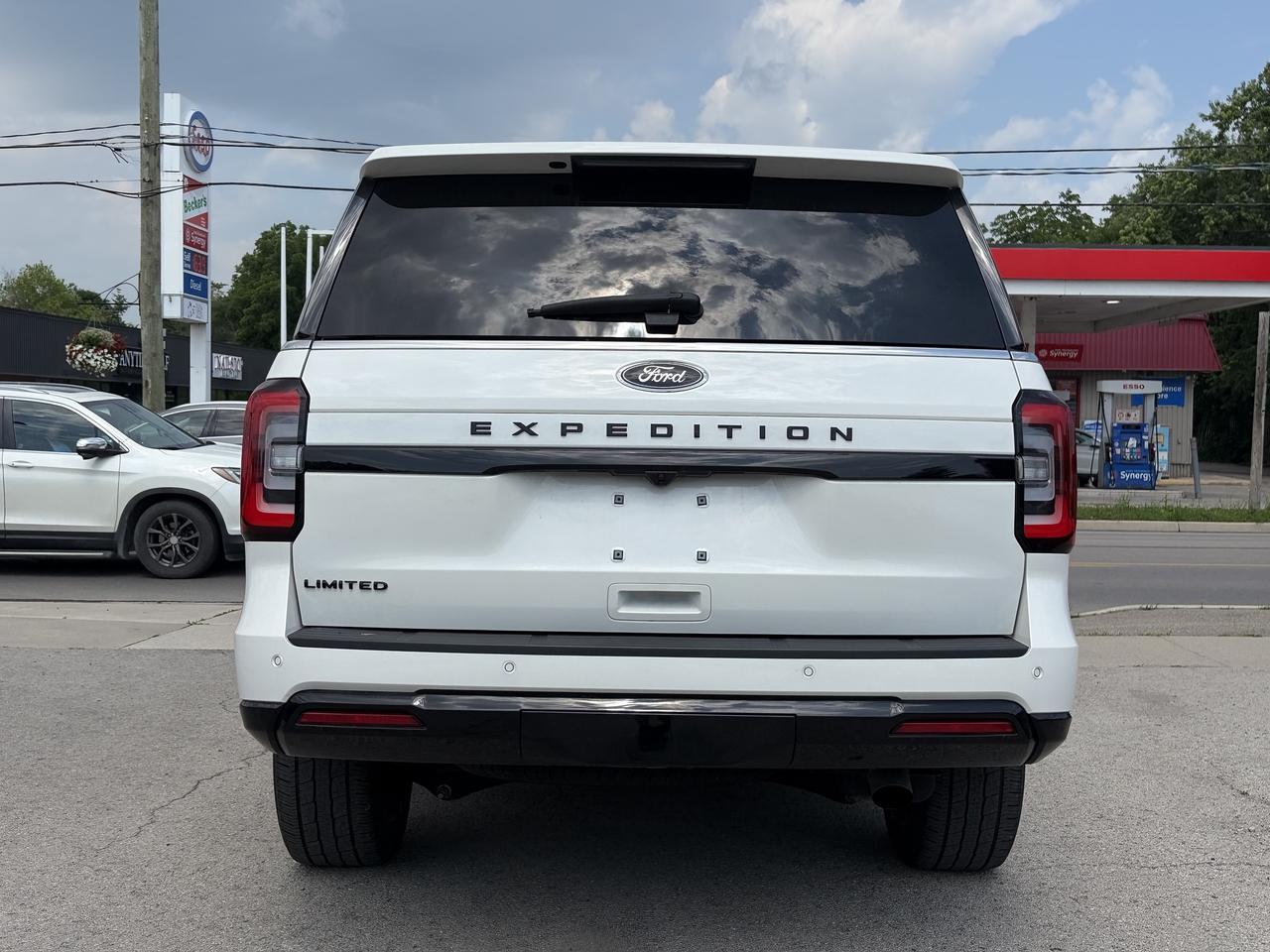 2024 Ford Expedition Limited Stealth 4x4 Photo3