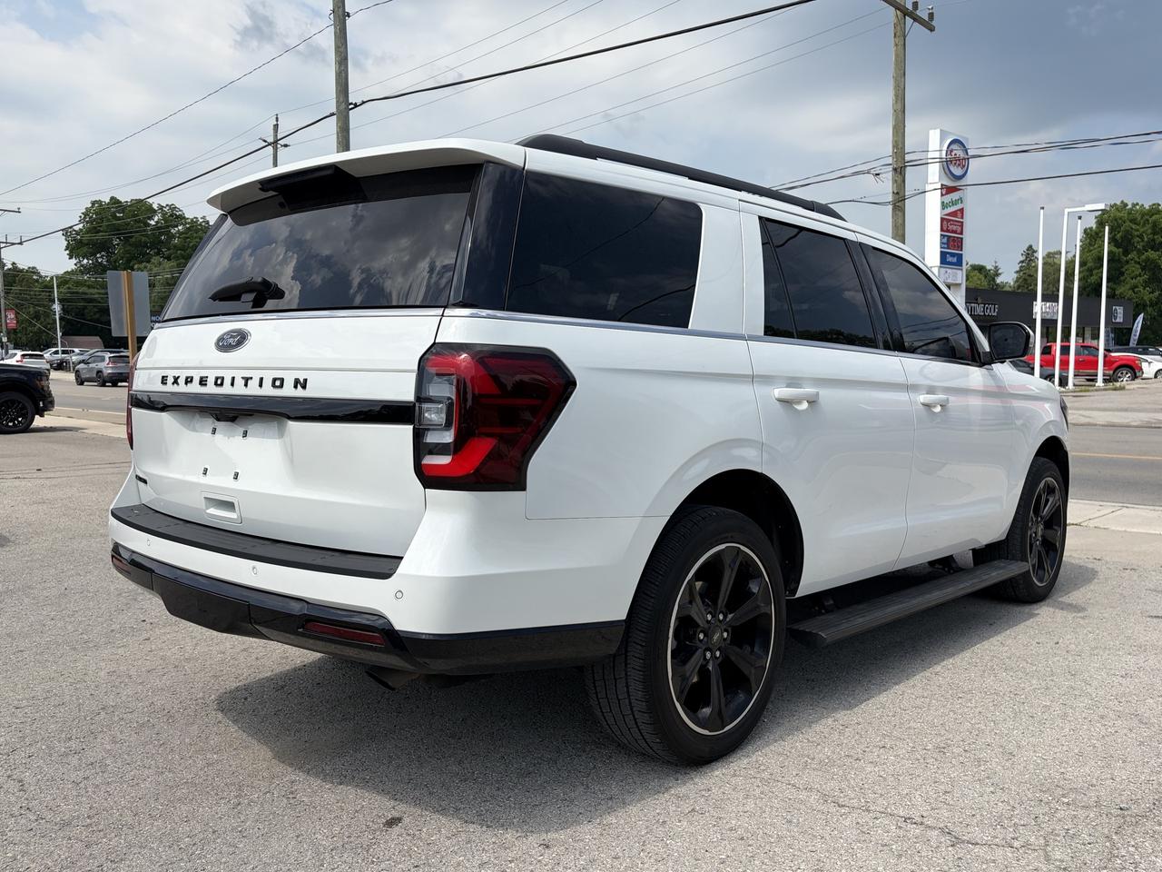 2024 Ford Expedition Limited Stealth 4x4 Photo4