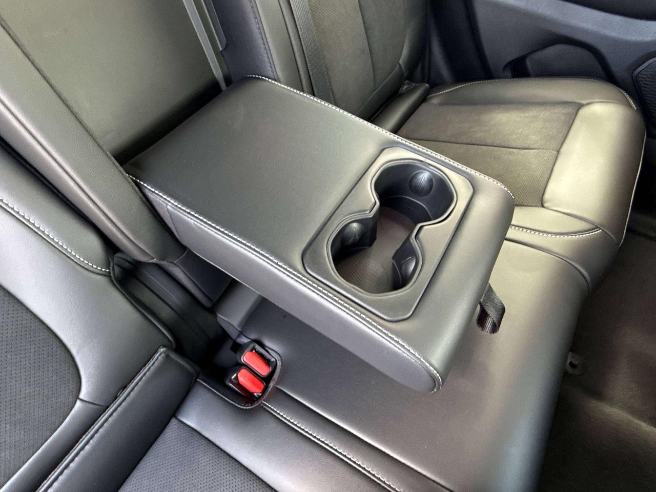 2026 Jeep Grand Cherokee ALTITUDE 4X4 Photo